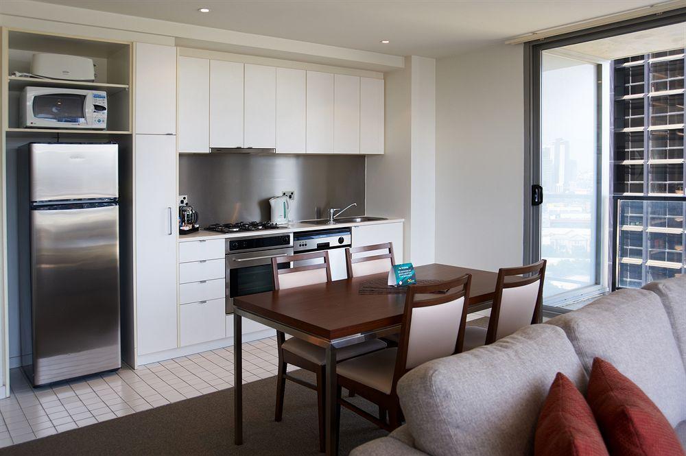 Quest On Dorcas Aparthotel Melbourne Exterior foto