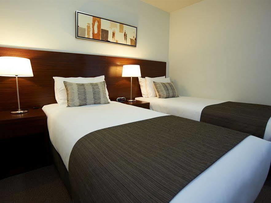 Quest On Dorcas Aparthotel Melbourne Exterior foto